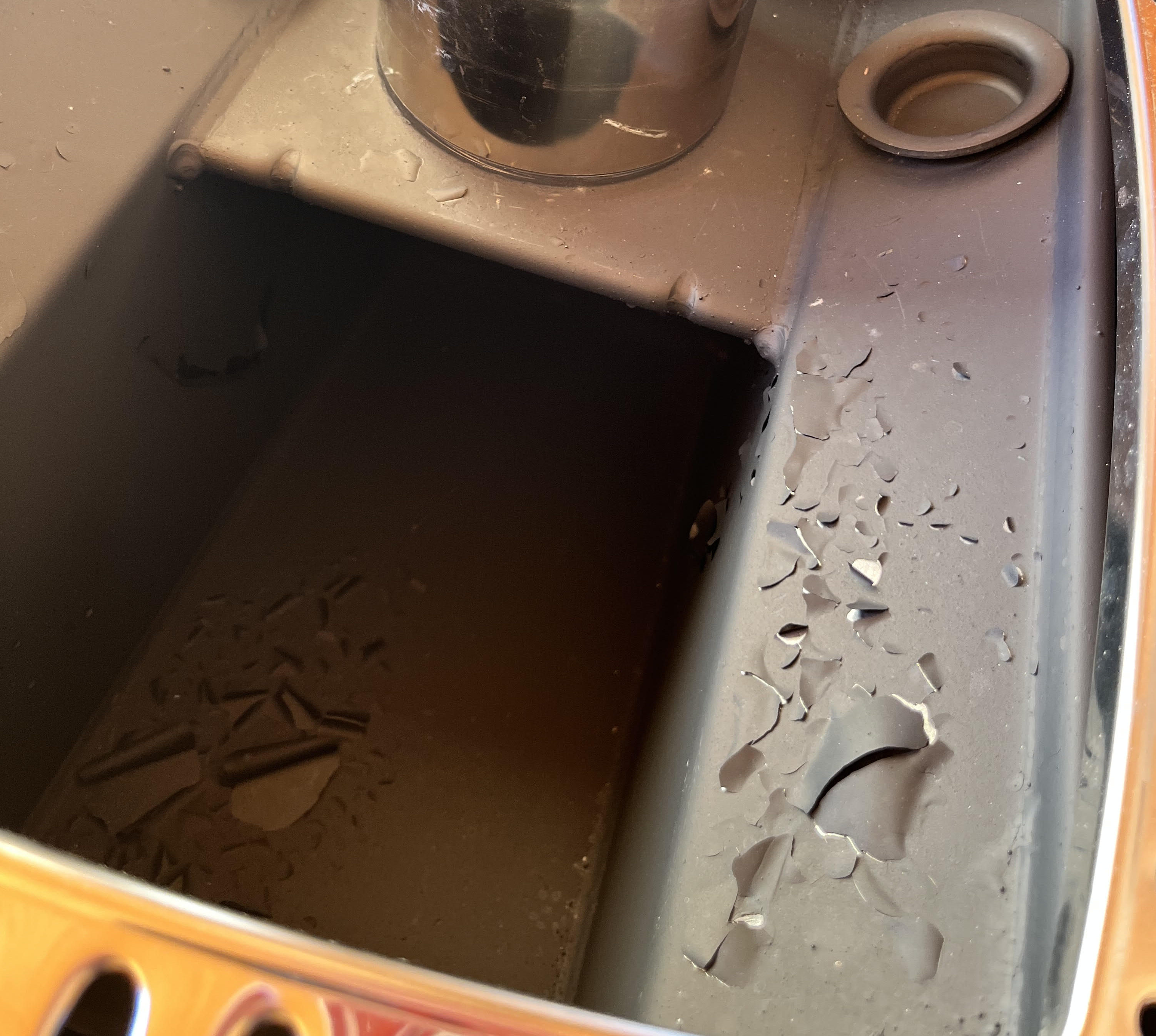 Paint peeling or flaking.jpg