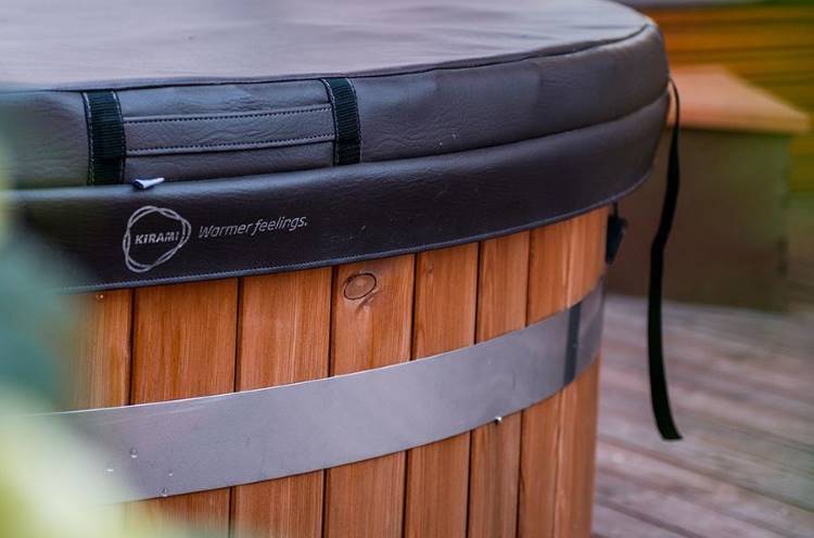 Hot tub cover.jpg